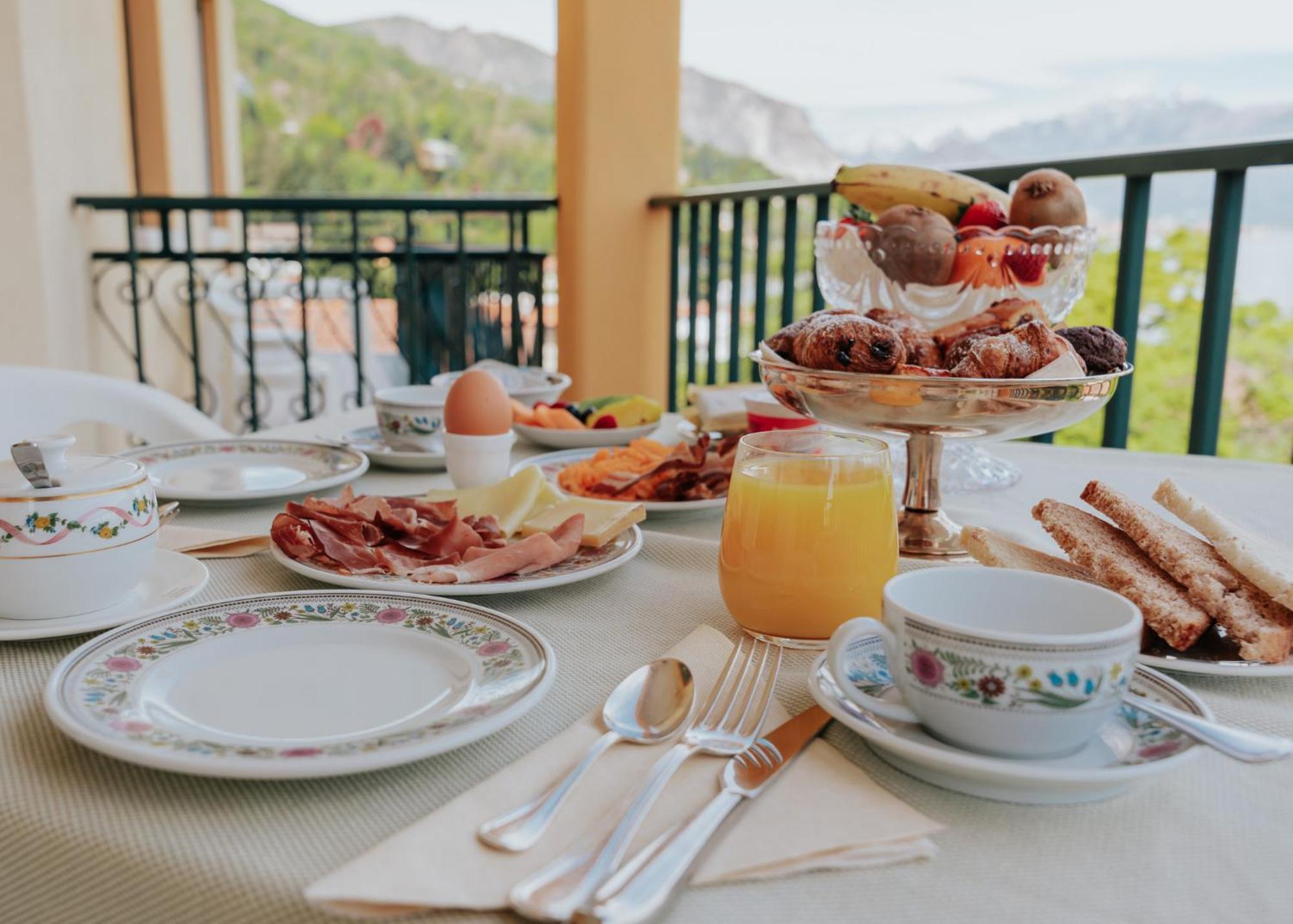 Hotel Flora Stresa Eksteriør bilde