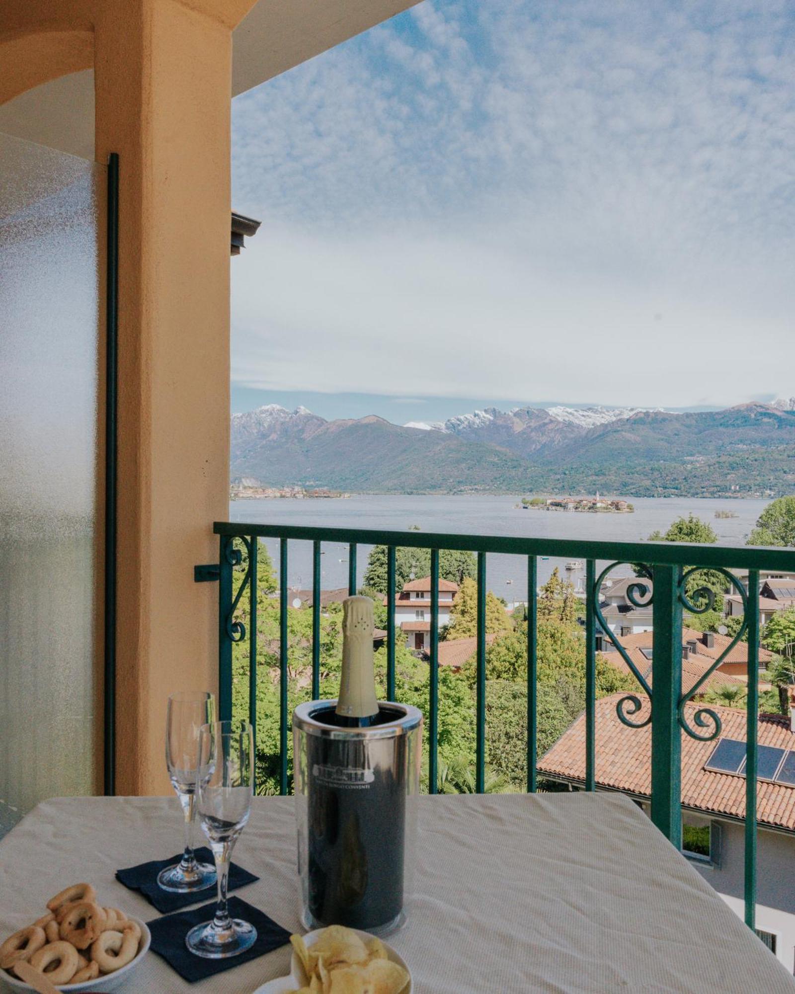 Hotel Flora Stresa Eksteriør bilde