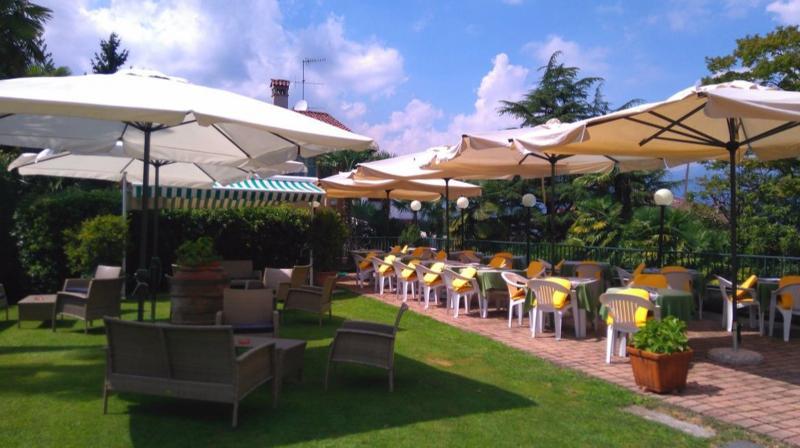 Hotel Flora Stresa Eksteriør bilde